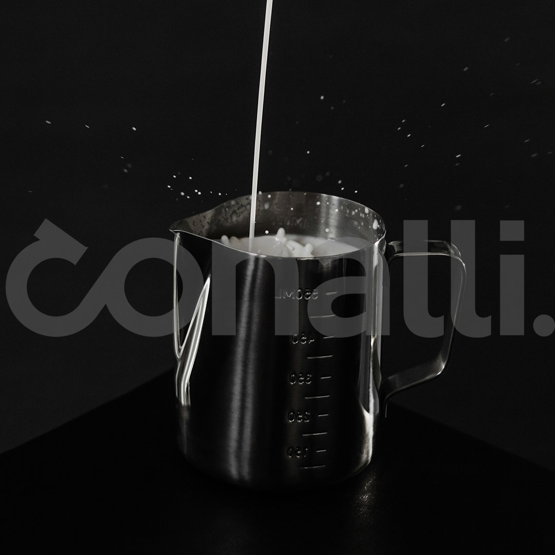 Conalli-Milk-Jug-Scale-Stainless-Steel-550-1